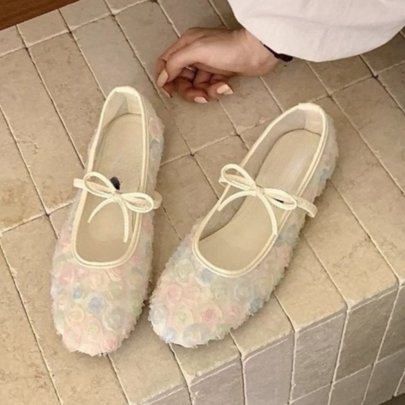 Women Fashion Trend 2026 - Sanfte neue chinesische Rose Mesh Mary