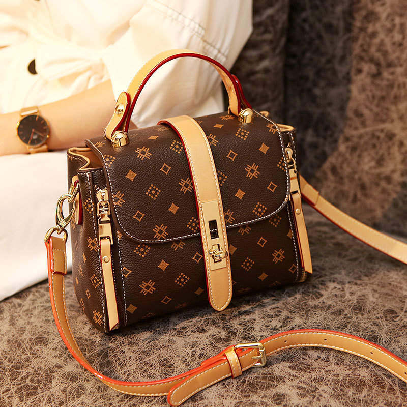 Luxuriöse Designer-Wickeltasch – Women Fashion Icon Bewertung und Preis