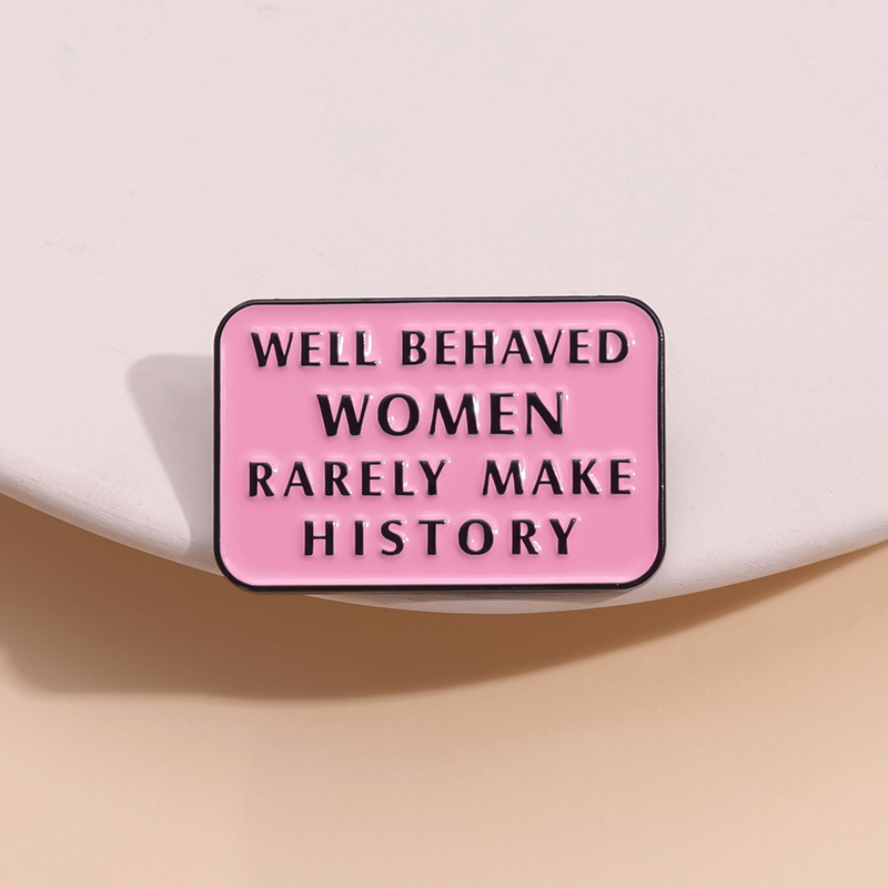 Girl-Power-Emaille-Broschen: F – Women Fashion History Bewertung und Preis