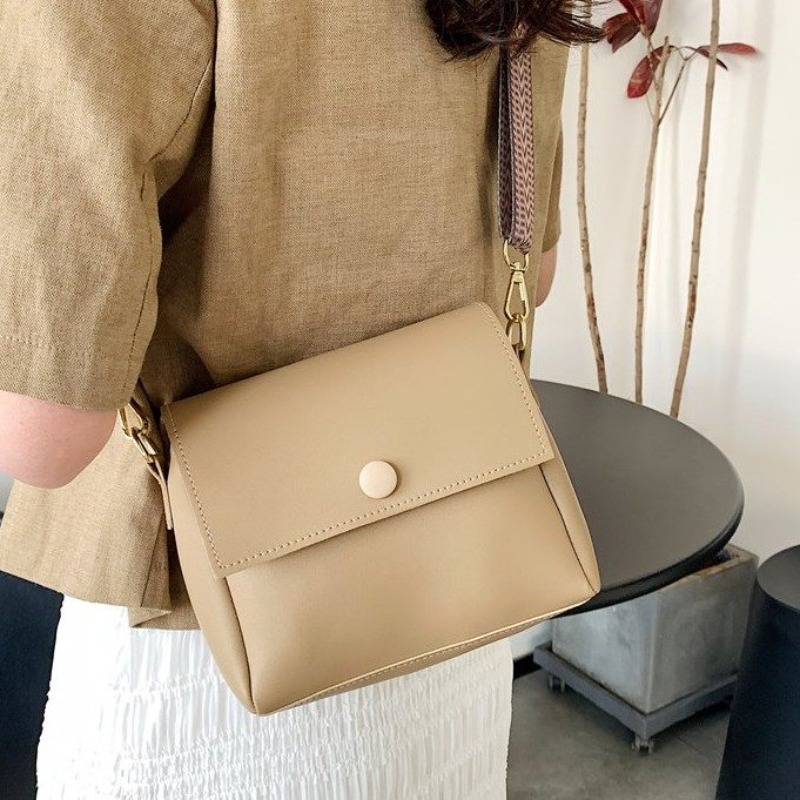 Ikonische Designer-Wickeltasch – Women Fashion Icon Bewertung und Preis